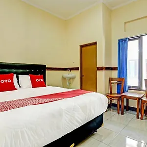 Hotel Super Oyo 91206 Abian Dedari Mesari